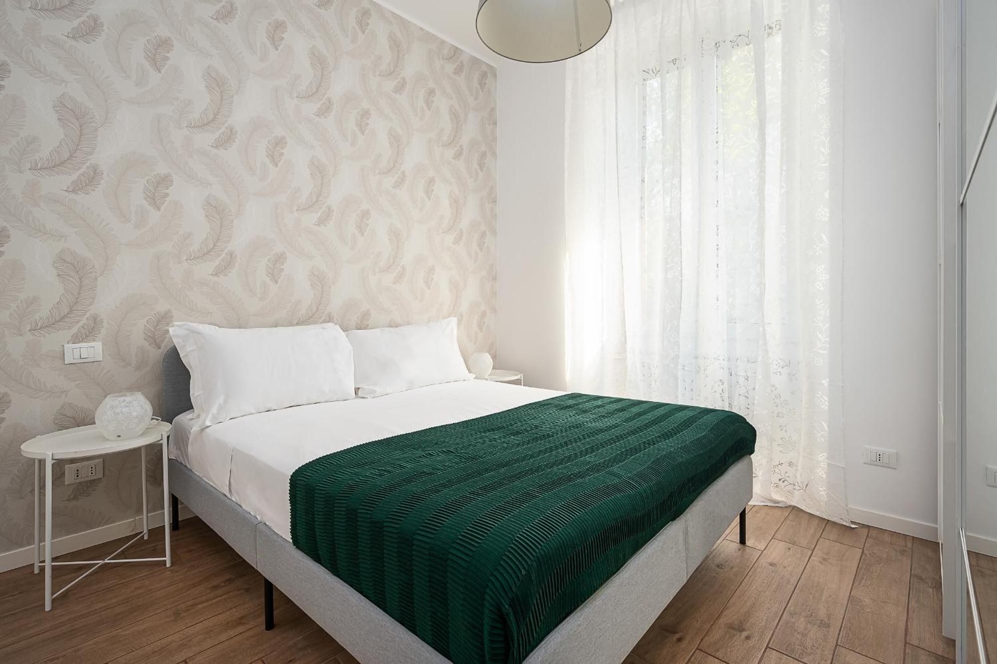 Classbnb - Apartment With Balcony Near The City Center Milan Bagian luar foto